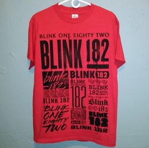 Blink 182 concert tour shirt in like new condition